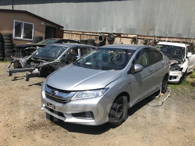 Honda Grace. GM4, LEB ����