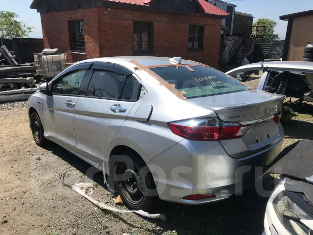 Honda Grace. GM4, LEB ����