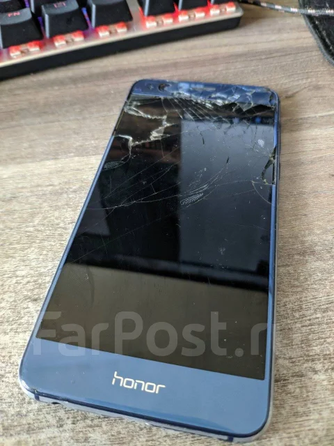 Honor 8. �/�, �����, 3G, 4G LTE, NFC ����