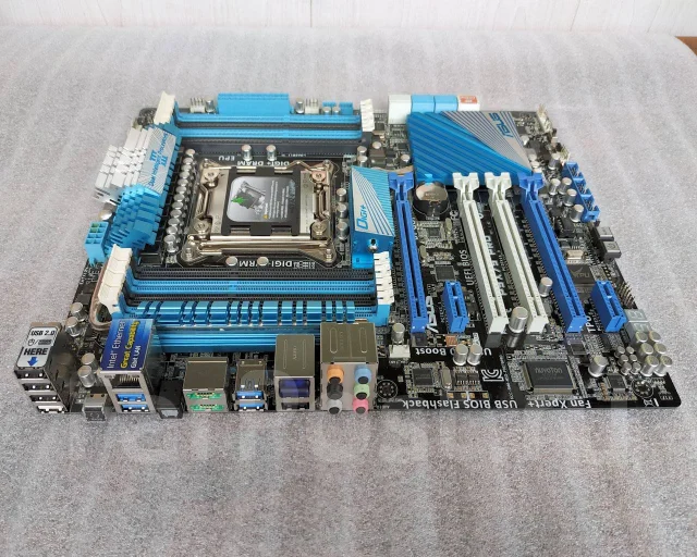 LGA2011 ����