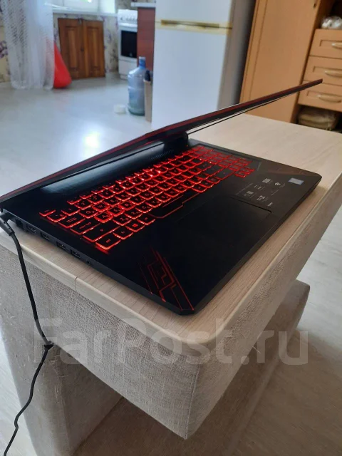 Asus TUF Gaming FX504GM. 15.6", 4,1����, ��� 16 ��, ���� 128���, WiFi: 1, Bluetooth: 1 ����
