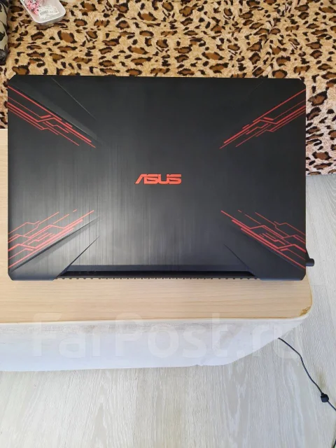 Asus TUF Gaming FX504GM. 15.6", 4,1����, ��� 16 ��, ���� 128���, WiFi: 1, Bluetooth: 1 ����