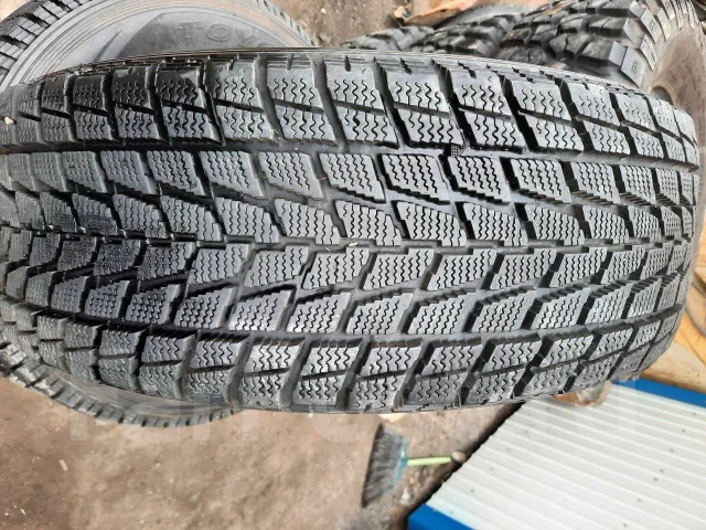Toyo Winter Tranpath SU-4. ������, ��� �����, �/�, ����� 10 % ����