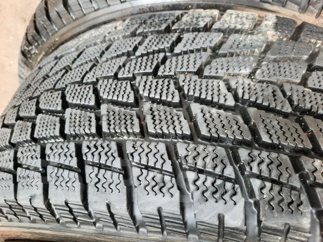 Toyo Winter Tranpath SU-4. ������, ��� �����, �/�, ����� 10 % ����