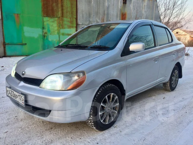 Toyota Platz. �������, 4wd, 1.3, ������ ����