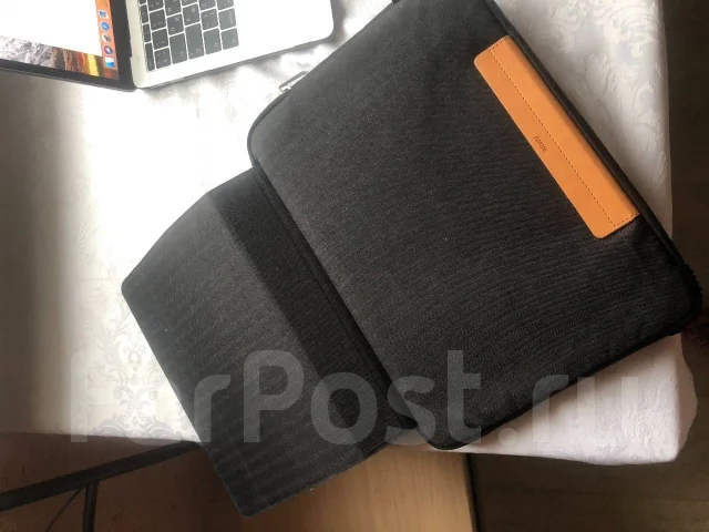 Apple MacBook Pro 13 2017 Mid. 13.3", 2,3����, ��� 8 ��, ���� 128���, WiFi: 1, Bluetooth: 1 ����