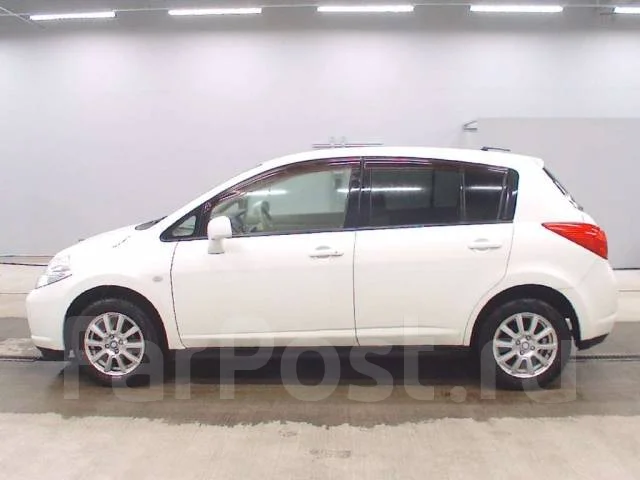 Nissan Tiida. �������, 4wd, 1.5 (109��.�.), ������, 77 000����. ��, �/�, ��� ���. ��� ����� �� ������������ ����