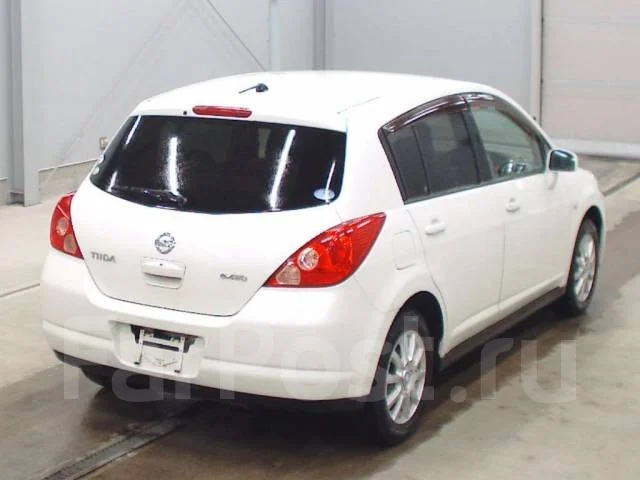 Nissan Tiida. �������, 4wd, 1.5 (109��.�.), ������, 77 000����. ��, �/�, ��� ���. ��� ����� �� ������������ ����