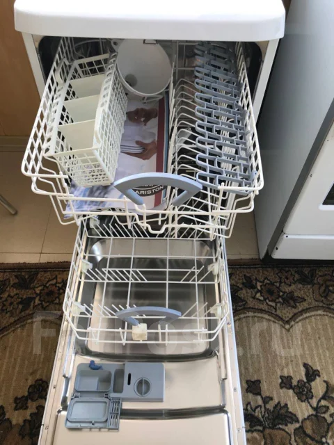 Hotpoint-Ariston ����