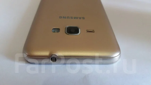 Samsung Galaxy J1 2016. �/�, �������, 3G, 4G LTE, Dual-SIM ����