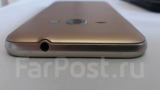 Samsung Galaxy J1 2016. �/�, �������, 3G, 4G LTE, Dual-SIM ����