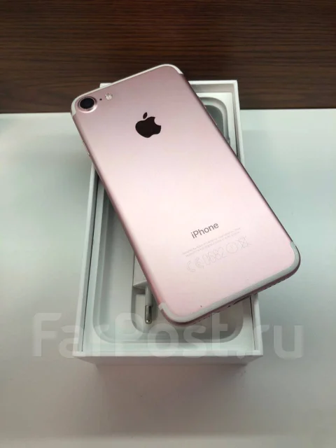 Apple iPhone 7. �/�, �������, 3G, 4G LTE, ����������, NFC ����