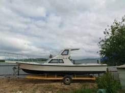 Yamaha F-23. ����� 7,5��. ����