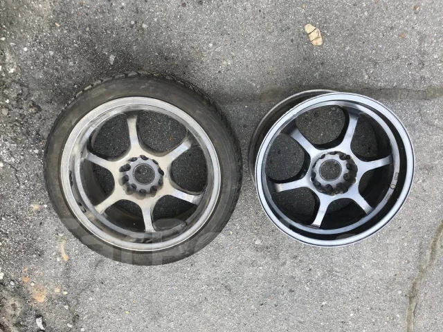 Black Racing. 8.0x17", 5x100, 5x114.3, ET41 ����