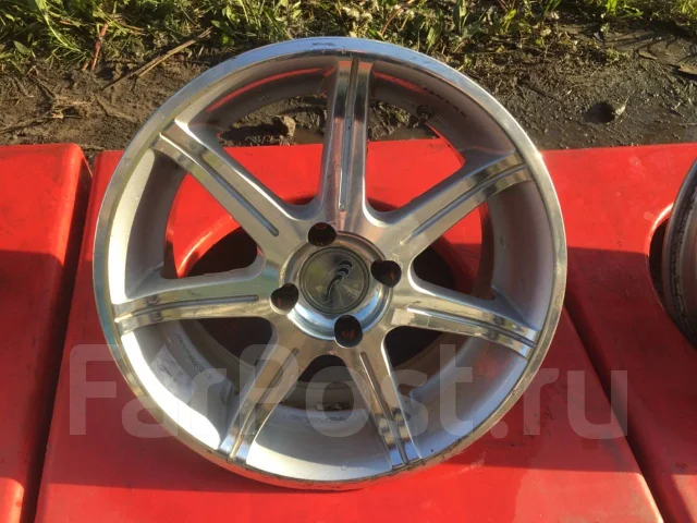 RAYS Versus Avanti. 7.0x16", 4x100, ET32 ����