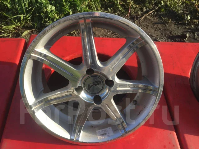 RAYS Versus Avanti. 7.0x16", 4x100, ET32 ����