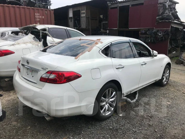 Nissan Fuga. KNY51, VQ37 ����
