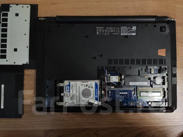 Lenovo B50-30. 15.6", 2,4����, ��� 2048 ��, ���� 250���, WiFi: 1, Bluetooth: 1, ����������� �� 6��. ����