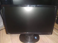 BenQ. 19" ����