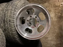 Mickey Thompson. 8.0x15", 6x139.7, �� 110���. ����