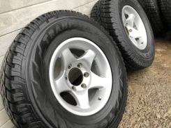 Bridgestone NR-595. 7.0x15", 6x139.7, ET-10 ����