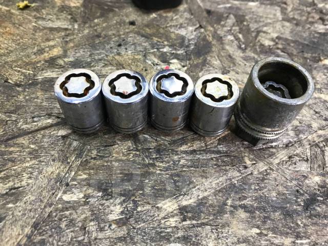 Какие колесные гайки на субару форестер - 93 фото