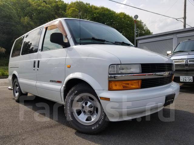 Chevrolet Astro 2002 4 300 . . 4WD