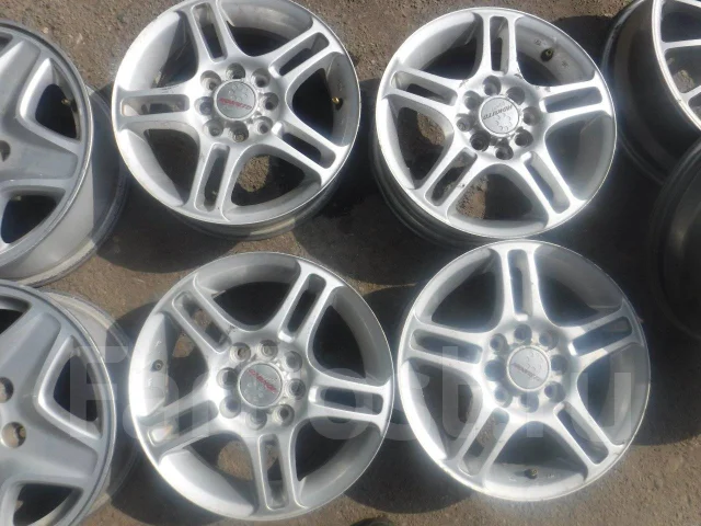 Hokuto Racing. 5.0x14", 4x100, 4x110, ET47, �� 67,1���. ��� ����� �� ����������� ������ ����