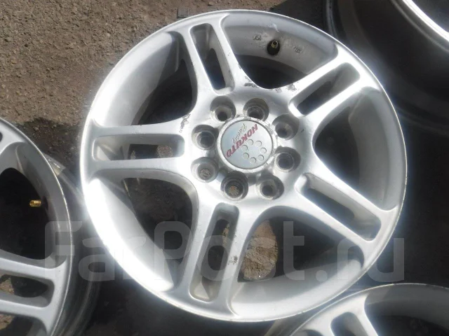 Hokuto Racing. 5.0x14", 4x100, 4x110, ET47, �� 67,1���. ��� ����� �� ����������� ������ ����
