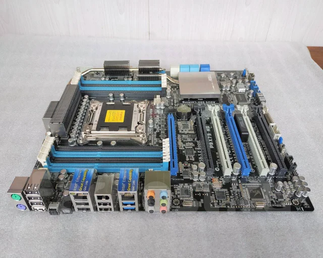 X79 ����