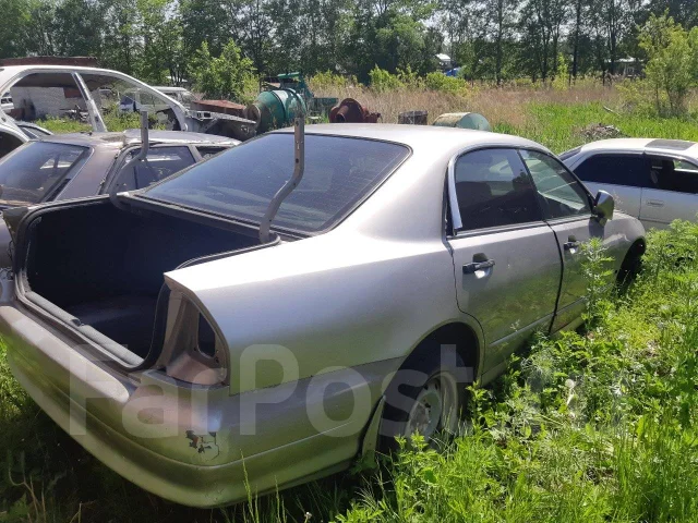 Mitsubishi Diamante ����