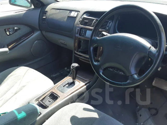Mitsubishi Diamante ����