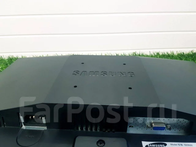 Samsung. 19" ����