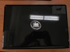 DNS Office. 15.6", 1,9����, ��� 3072 ��, ���� 128���, WiFi: 1, Bluetooth: 1, ����������� �� 1��. ����