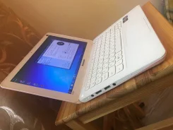 Lenovo IdeaPad S206. 11.6", 1,4����, ��� 4 ��, ���� 320���, WiFi: 1, ����������� �� 3��. ����