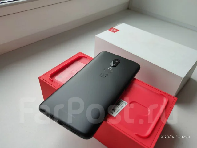 OnePlus 6. �/�, ������, 3G, 4G LTE, Dual-SIM, NFC ����