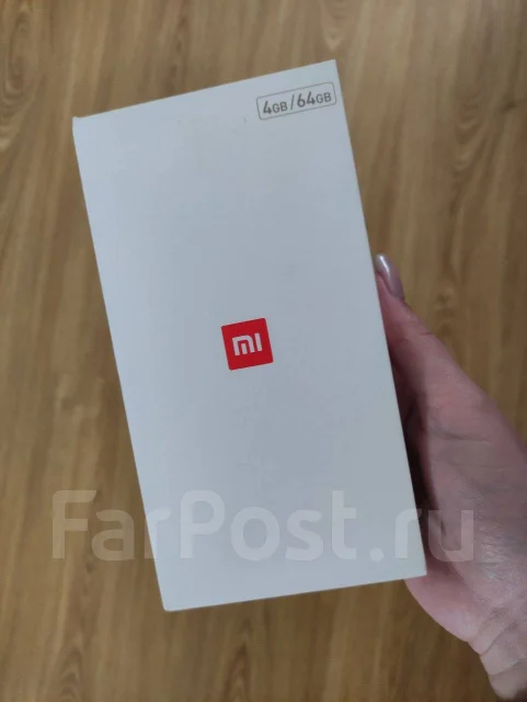 Xiaomi Mi5X. �/�, �������, 4G LTE, Dual-SIM ����