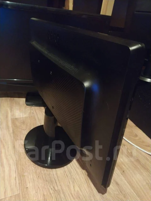 BenQ. 22" ����