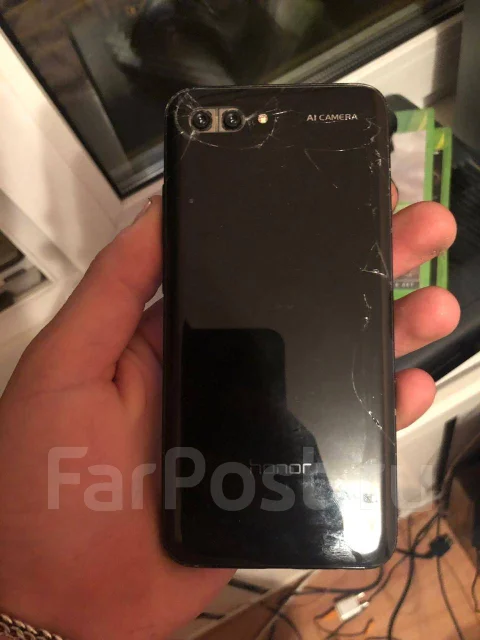 Honor 10. �/�, ������, 3G, 4G LTE, Dual-SIM, NFC ����