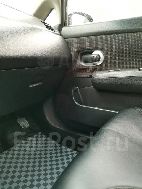 Nissan Tiida. �������, ��������, 1.6 (110��.�.), ������, 180 000����. �� ����