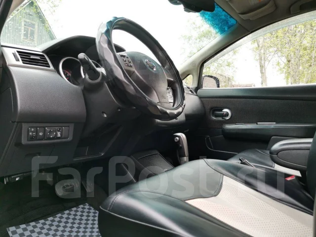 Nissan Tiida. �������, ��������, 1.6 (110��.�.), ������, 180 000����. �� ����