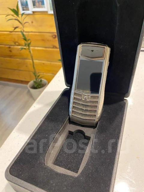 Vertu Ascent. �/�, ����������, ��������� ����
