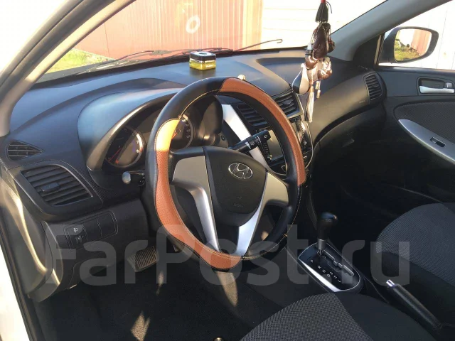 Hyundai Solaris. �������, ��������, ������, 164 140����. �� ����