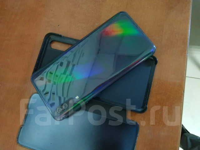 Samsung Galaxy A50. �/�, 3G, 4G LTE, Dual-SIM, ����������, NFC ����