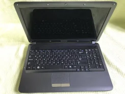 Samsung R525. 15.6", 1,8����, ��� 4 ��, ���� 320���, WiFi: 1, Bluetooth: 1 ����