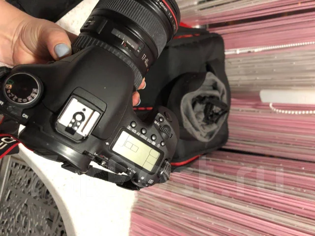 Canon EOS 7D ����