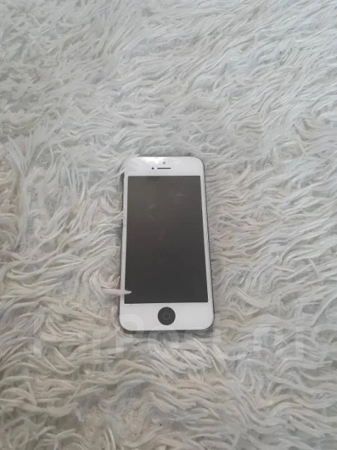 Apple iPhone 5. �/�, �����, 4G LTE ����