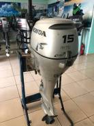 Подвесной мотор хонда 5. Хонда 250 лодочный мотор. Мотор хонда 15 л. С четырехтактный. Honda bf 15.