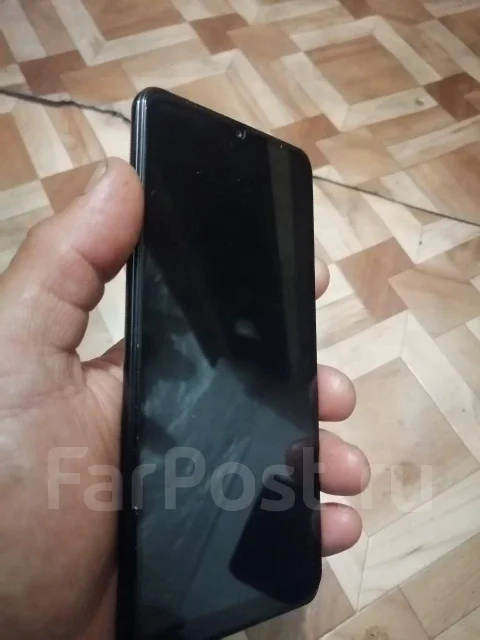 ������ ������� �31, 128��, 5000 ���. �����, ������, 3G, 4G LTE, Dual-SIM, NFC ����