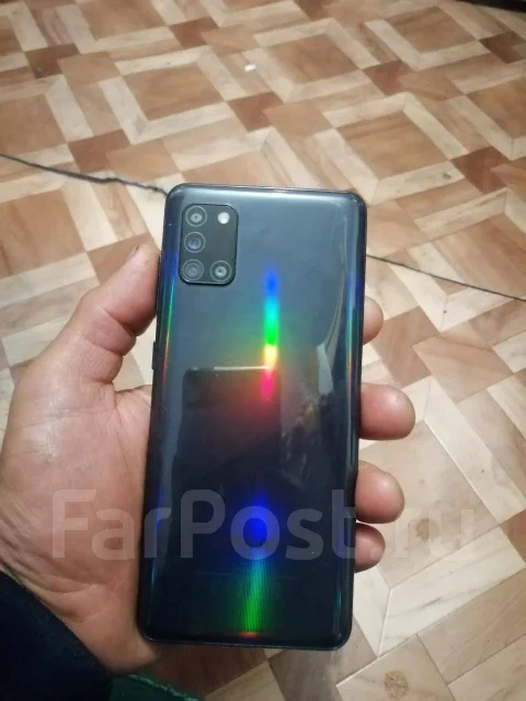 ������ ������� �31, 128��, 5000 ���. �����, ������, 3G, 4G LTE, Dual-SIM, NFC ����